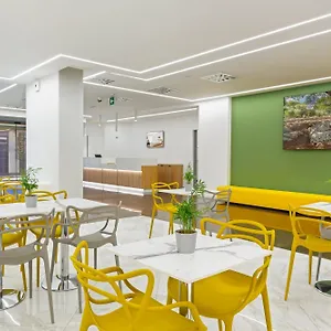 Victor Hotel
